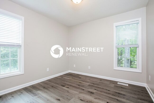 Building Photo - 3 Bedroom Pet-Friendly Home in Zebulon, NC with Main Street Renewal