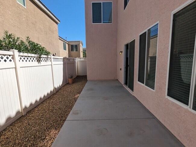 Building Photo - 7608 French Springs St