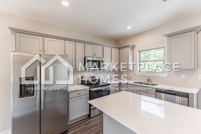 Building Photo - 120 Flintlock Wy