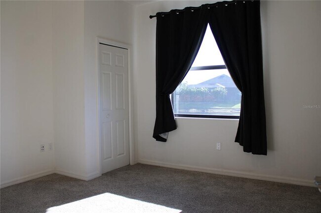 Building Photo - 629 Rosemary Cir