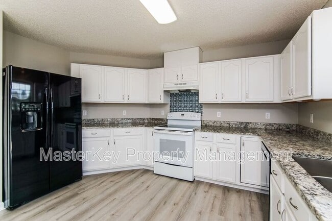 Building Photo - 2809 Leicester Ct