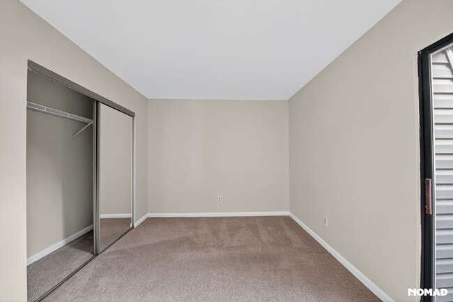 Building Photo - 120 Finley Forest Dr