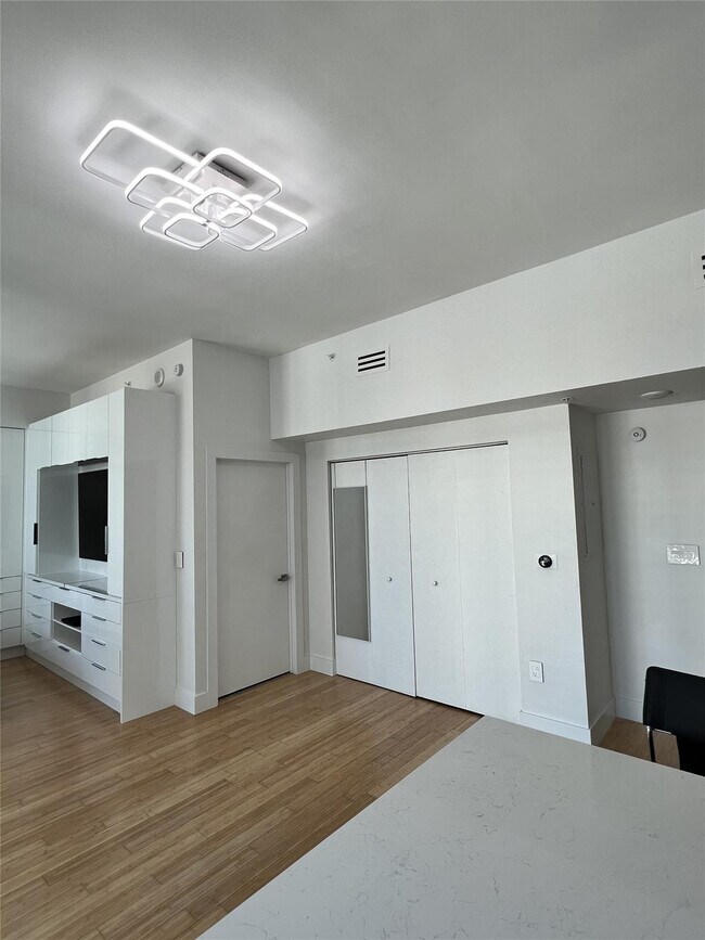 Building Photo - 133 NE 2nd Ave