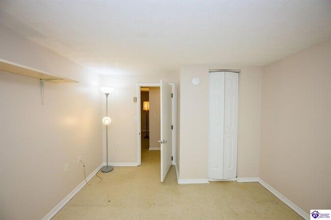Building Photo - 5918 S Wilson Rd
