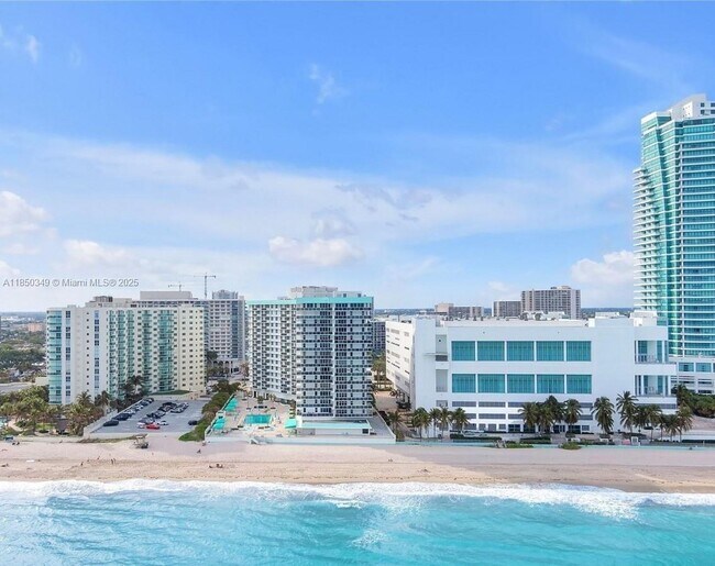 Building Photo - 3725 S Ocean Dr
