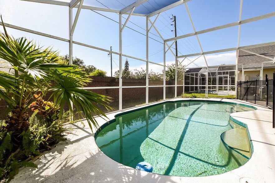 Building Photo - 234 Bay Meadow Dr