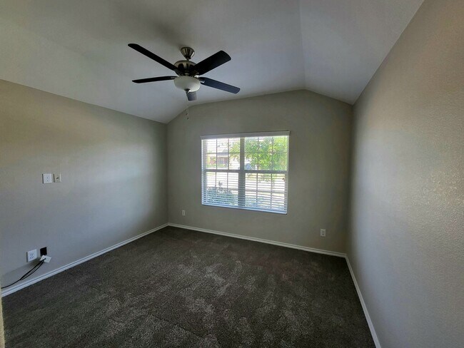Building Photo - 7017 Mohegan Dr