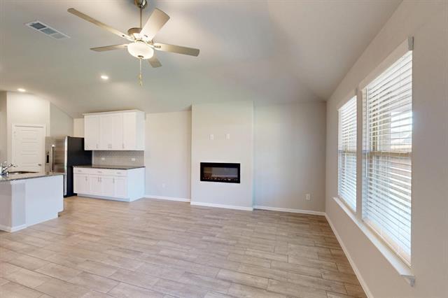 Building Photo - 422 Forsyth Dr