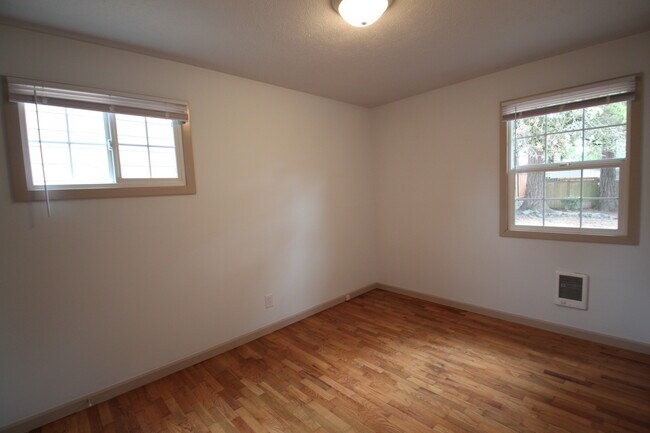 Building Photo - 4518 S 11th St