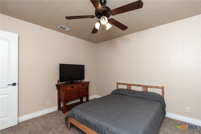 Building Photo - 2513 Jackson Dr