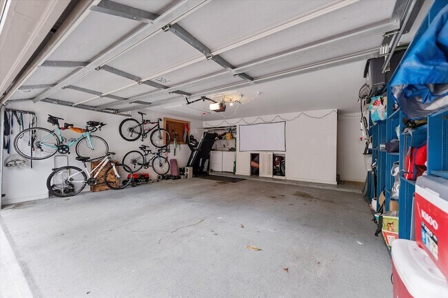 Building Photo - 1201 Bering Dr