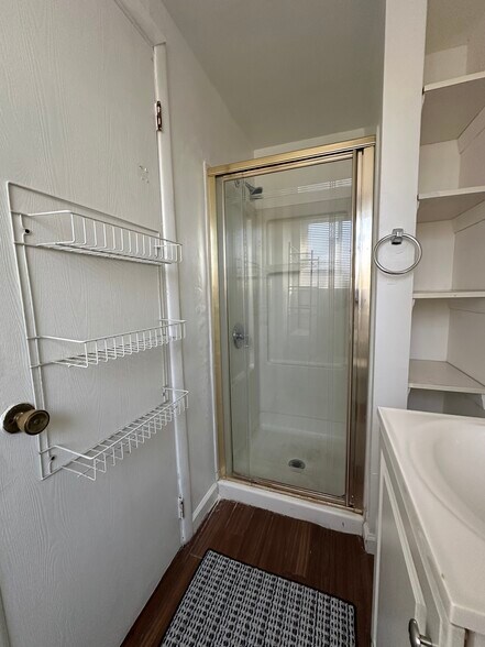 Building Photo - 134 Sherman St