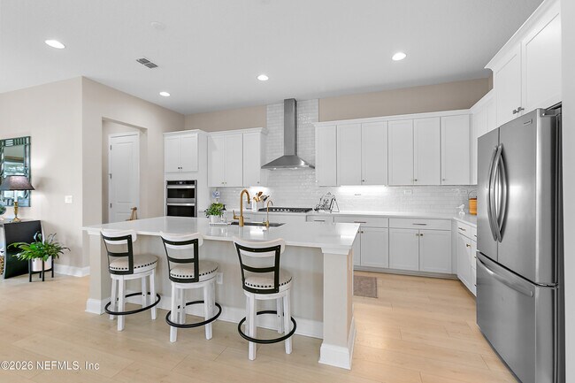 Building Photo - 547 Marquesa Cir