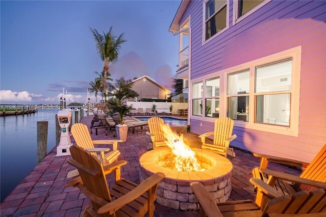 Building Photo - 474 Peninsula Dr