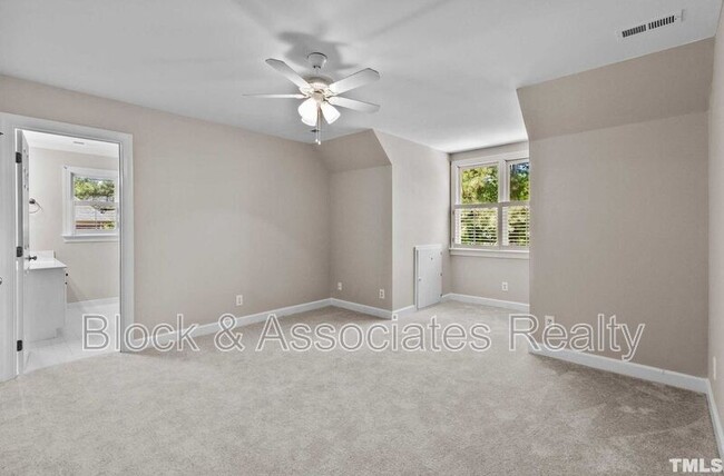 Building Photo - 269 Hogans Valley Way