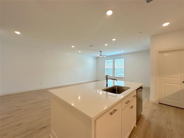 Building Photo - 4782 Lunker St