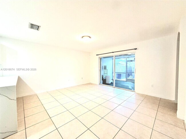 Building Photo - 16336 SW 48th Terrace