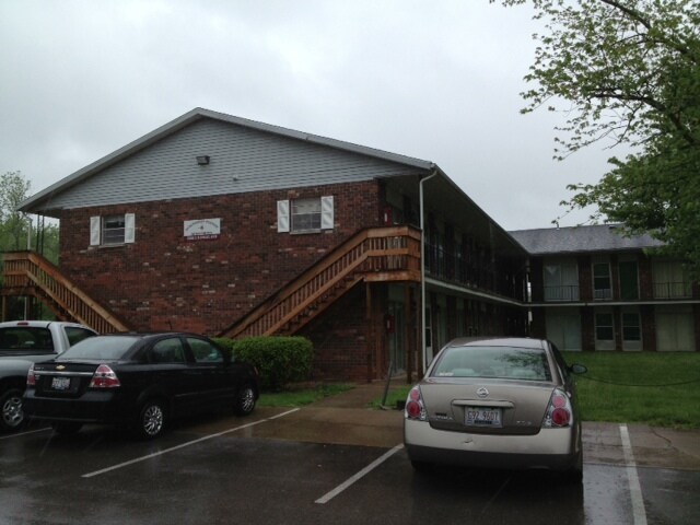 Building Photo - 2200 S Illinois Ave