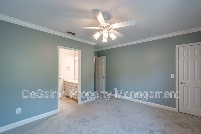 Building Photo - 1625 Brentwood Pointe