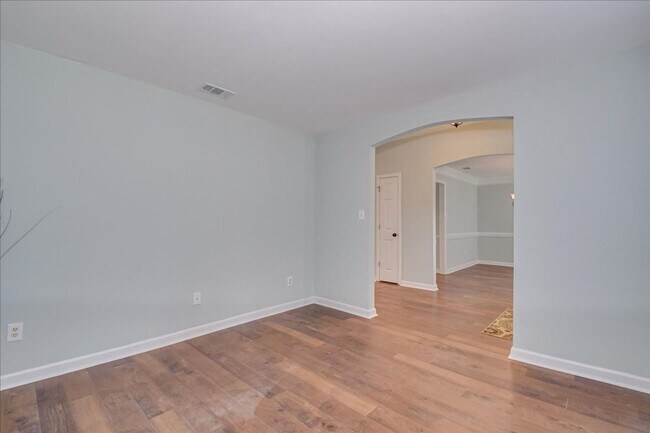 Building Photo - 1316 Maple Leaf Ct