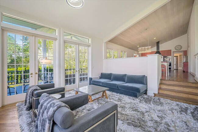 Building Photo - Welcome to Your Luxurious Napa Valley Retr...