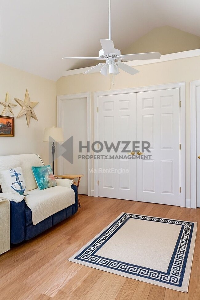 Building Photo - 371 MA-28