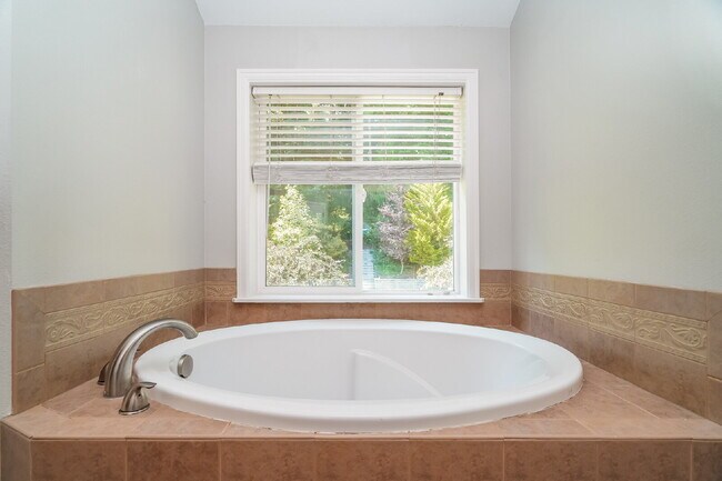 Building Photo - Echo Falls Executive Retreat | Hot Tub | Detached Office | Landscaping Included- AVAILABLE NOW FO...