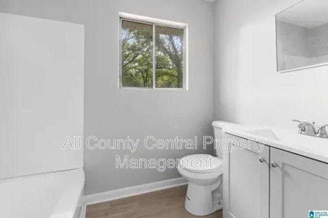 Building Photo - 1232 Frisco St