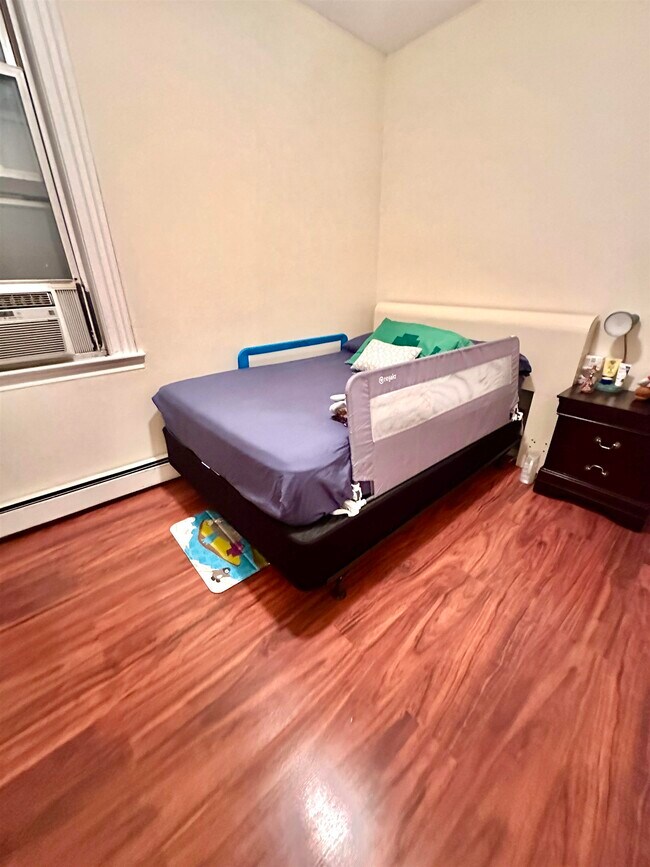 Building Photo - 278 NORTH Ave