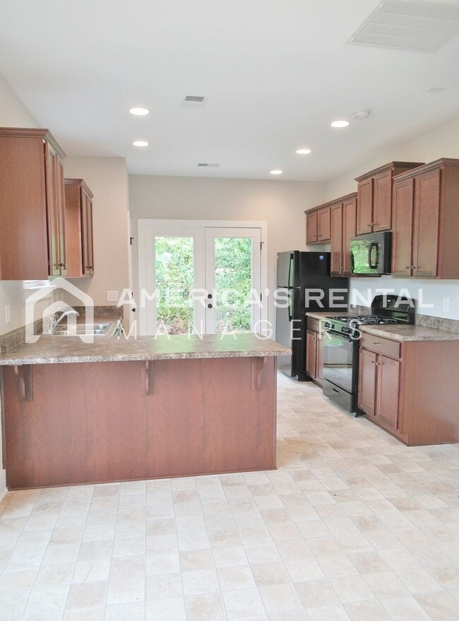 Building Photo - DEPOSIT PENDING! Beautiful Town Home with Garage in Chelsea... Available to View Now!!!