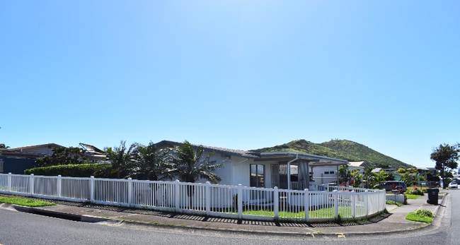 Building Photo - 369 Kekupua St