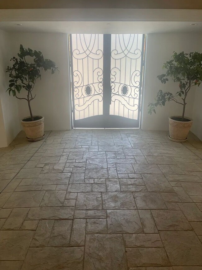 Building Photo - NO MIN CREDIT SCORE REQUIRED, BK OKAY, PAS...