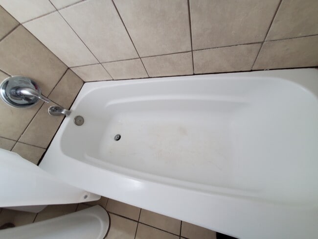 Building Photo - 2309 Grand Ave