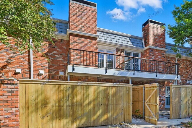 Building Photo - 1229 Roaring Springs Rd