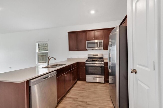 Building Photo - 219 George Neggan Ln