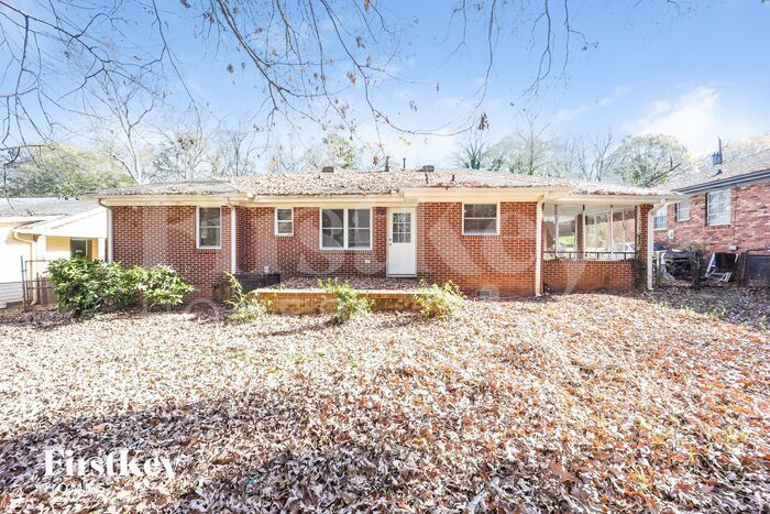 Building Photo - 1443 Willow Trail SW
