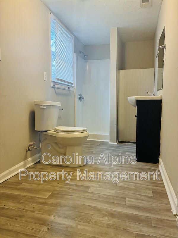 Building Photo - 208 Royster Ave