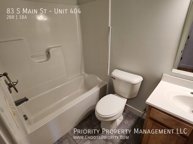 Building Photo - 1BR Penthouse Apartment, Downtown Harrison...