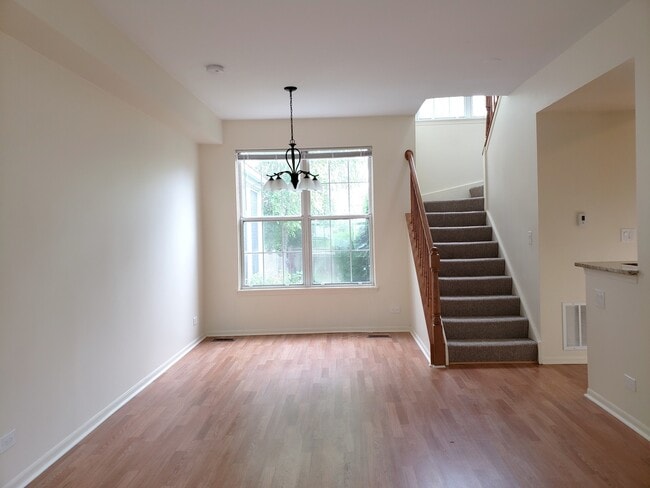 Building Photo - 217 Wilton Ln