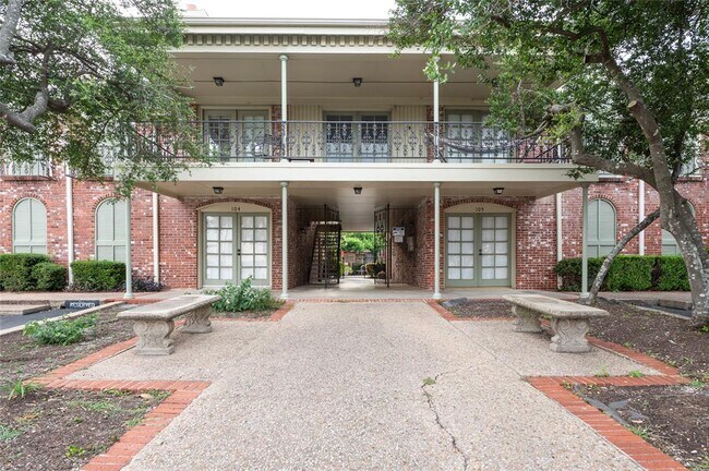 Primary Photo - 7920 Rockwood Ln