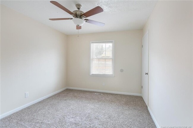 Building Photo - 923 Rancho Dr