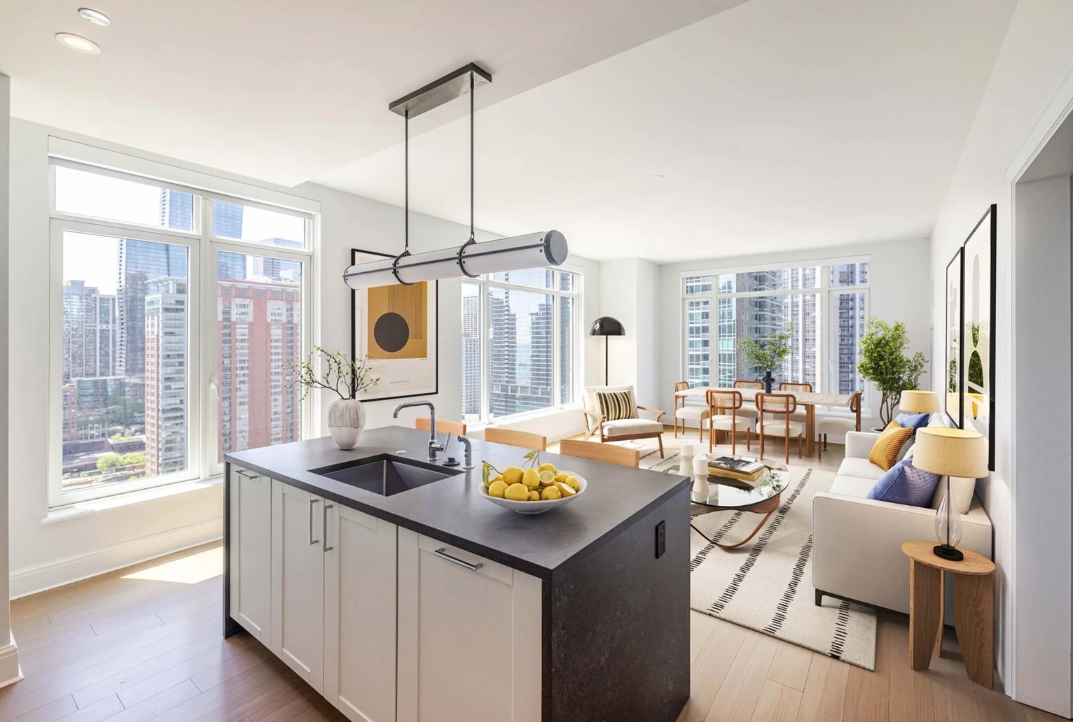 Building Photo - 502 E Illinois St