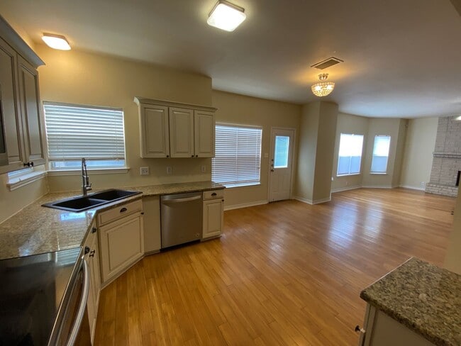 Building Photo - Conveniently Located to Randolph AFB, 4/2.5 ~ Large Backyard ~ Storage Shed ~ Move In Ready!