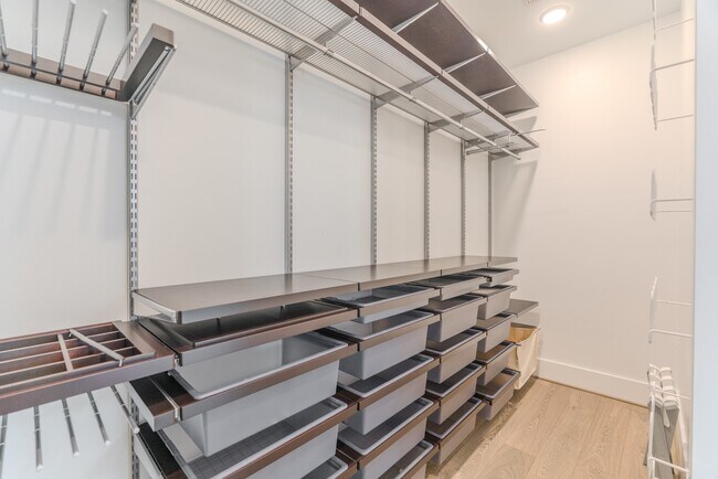 Building Photo - 7 Blairs Way