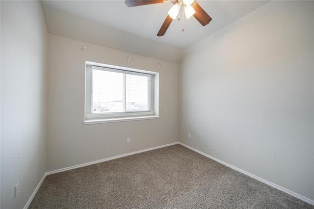 Building Photo - 412 Sparrow Hawk Dr