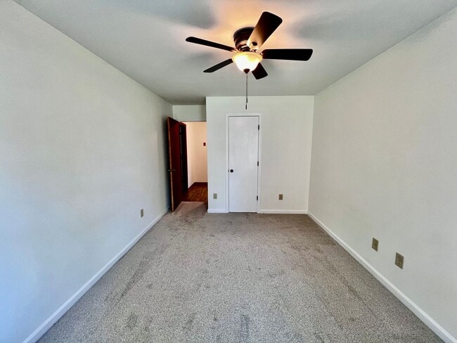 Building Photo - 4 bedroom ranch in the desirable Bellamy W...