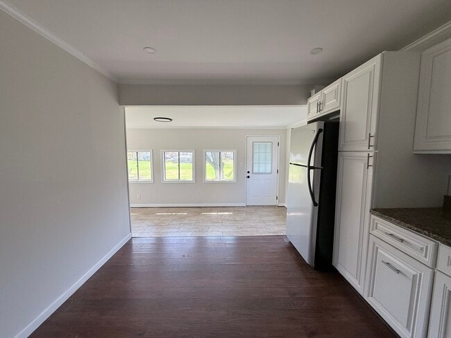 Building Photo - 26 Orchard Ave