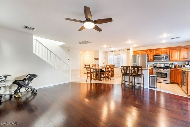 Building Photo - 6496 Chettle House Ln