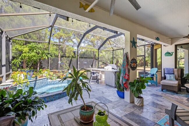 Building Photo - 145 Silver Falls Dr