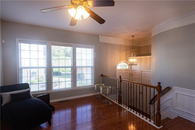 Building Photo - 1035 Thornborough Dr